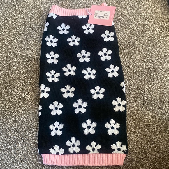 Dog sweater - Picture 1 of 3